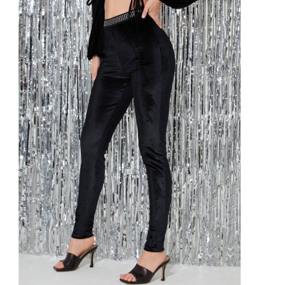 NWT Black Velvet Skinny Pant w/Metallic Trim at Waist 6 or 8/10 - Picture 2 of 3
